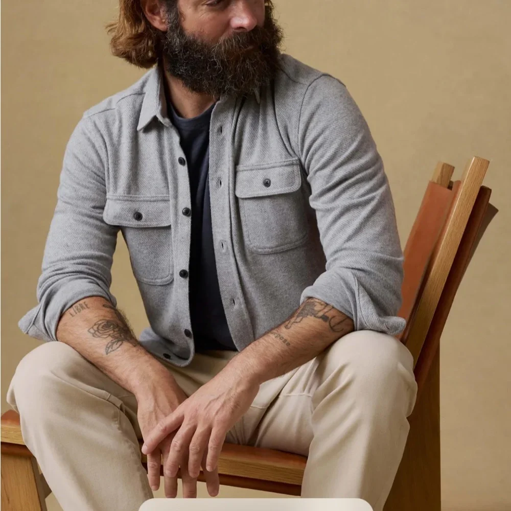 TWO Faherty Legend sweater shirts in grey twill and olive - Picture 16 of 16